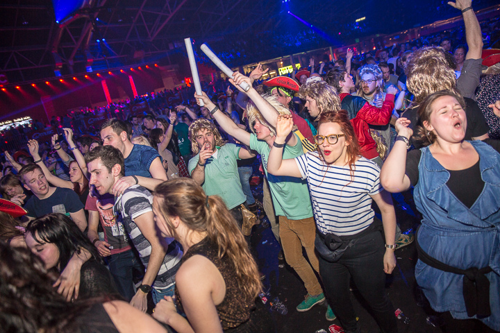 I Love The 90's The Party @ Ethias Arena, picture 104, photographed by Kurt Jacobs - FrontView Magazine