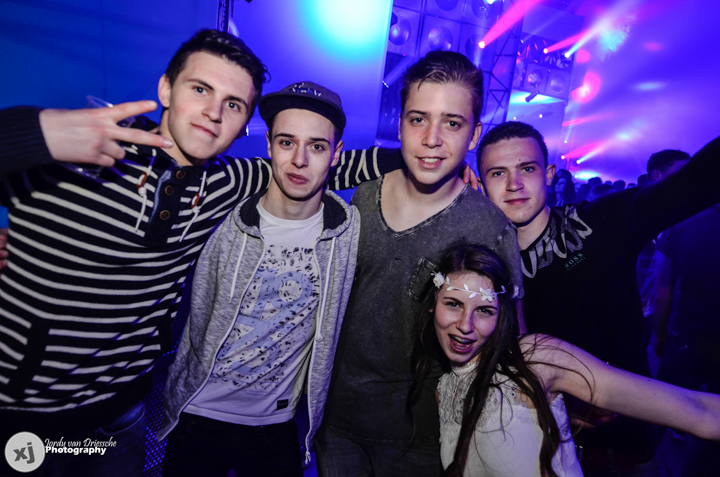 DayDream Festival 2015 @ Festivalpark Lommel, picture 74, photographed by Jordy Van Driessche - FrontView Magazine