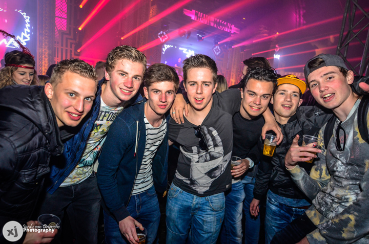 DayDream Festival 2015 @ Festivalpark Lommel, picture 118, photographed by Jordy Van Driessche - FrontView Magazine