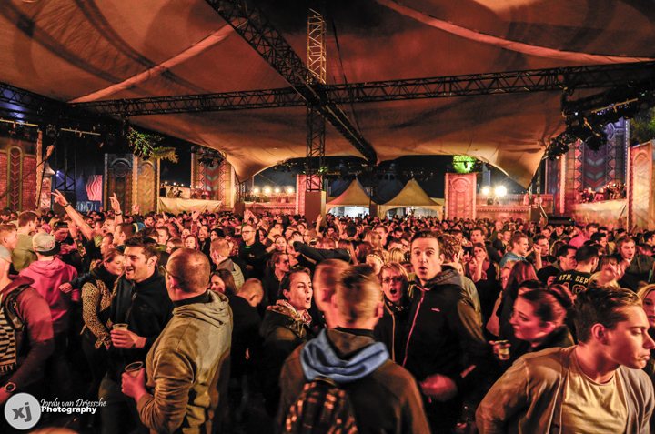 DayDream Festival 2015 @ Festivalpark Lommel, picture 135, photographed by Jordy Van Driessche - FrontView Magazine