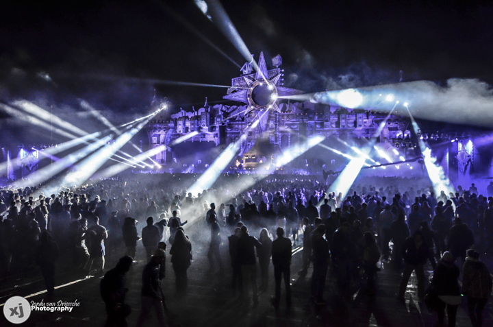 DayDream Festival 2015 @ Festivalpark Lommel, picture 187, photographed by Jordy Van Driessche - FrontView Magazine