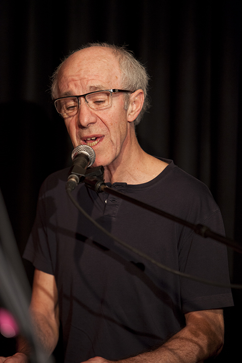 Raymond van het Groenewoud @ De Singer, foto 1, foto's door Frank Lambrechts - FrontView Magazine