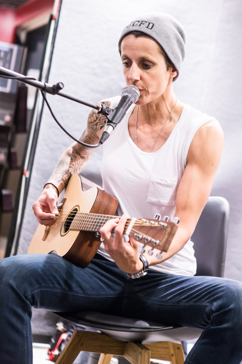 K's Choice @ Fnac Antwerpen, picture 1, photographed by Dorien Goetschalckx - FrontView Magazine