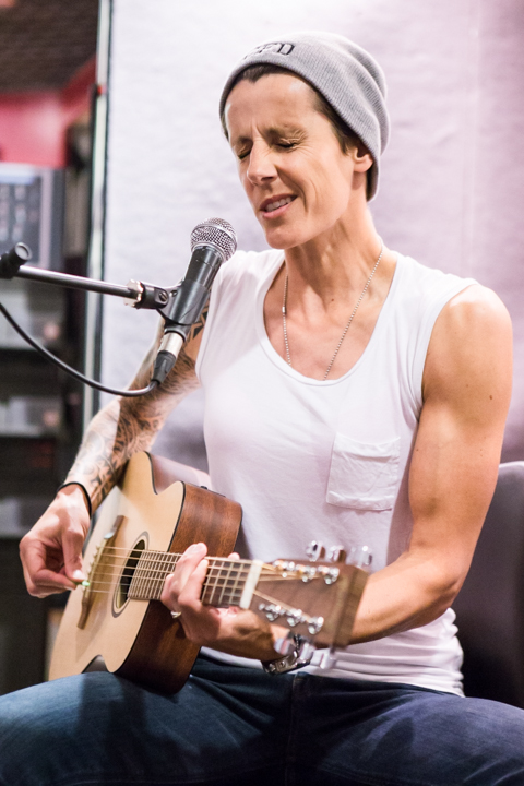 K's Choice @ Fnac Antwerpen, picture 12, photographed by Dorien Goetschalckx - FrontView Magazine