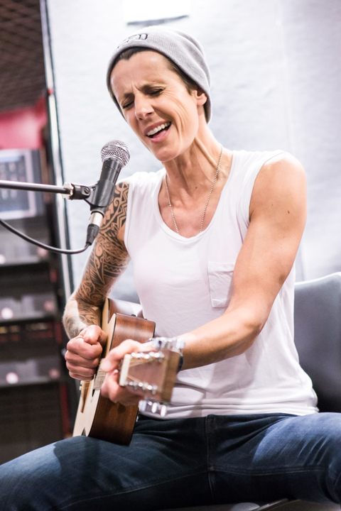 K's Choice @ Fnac Antwerpen, picture 15, photographed by Dorien Goetschalckx - FrontView Magazine