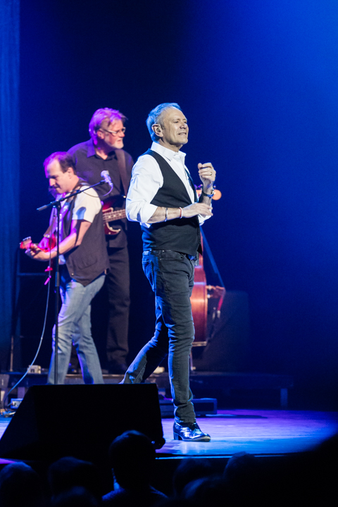 Rob de Nijs @ Capitole te Gent, picture 24, photographed by Guy Danneels - FrontView Magazine