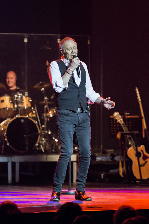 Rob de Nijs @ Capitole te Gent, picture 31, photographed by Guy Danneels - FrontView Magazine