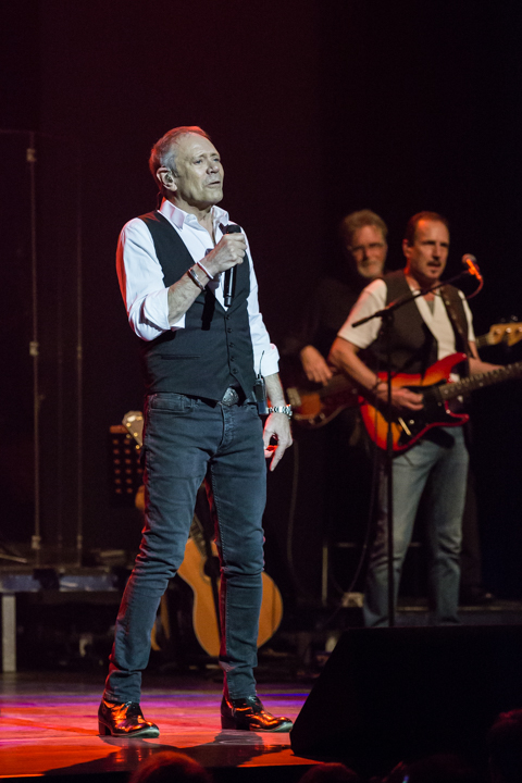 Rob de Nijs @ Capitole te Gent, picture 32, photographed by Guy Danneels - FrontView Magazine