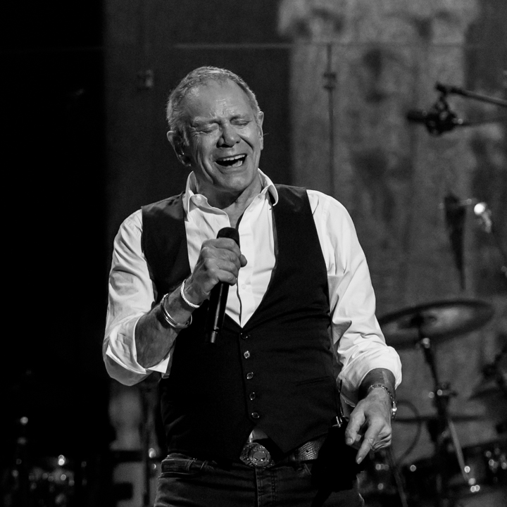 Rob de Nijs @ Capitole te Gent, picture 73, photographed by Guy Danneels - FrontView Magazine