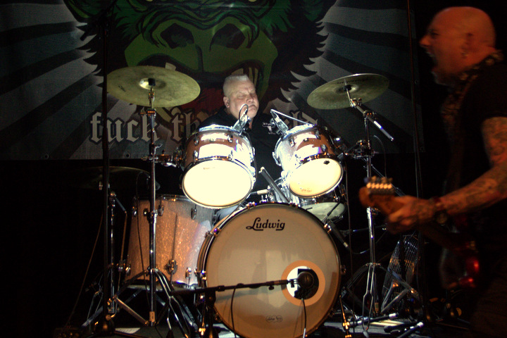 The Meteors @ De Casino, picture 5, photographed by Bart Baevegems - FrontView Magazine