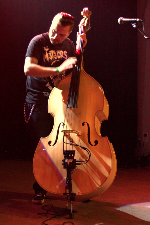 The Meteors @ De Casino, picture 6, photographed by Bart Baevegems - FrontView Magazine