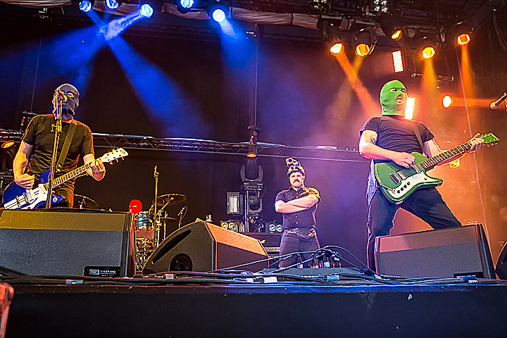 Masked Intruder @ GroezRock 2015, picture 16, photographed by Edwin Houdevelt - FrontView Magazine