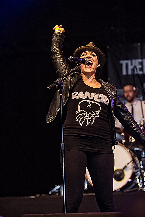 The Interrupters @ GroezRock 2015, picture 4, photographed by Edwin Houdevelt - FrontView Magazine