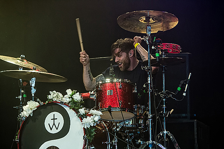 Turbowolf @ GroezRock 2015, picture 19, photographed by Edwin Houdevelt - FrontView Magazine