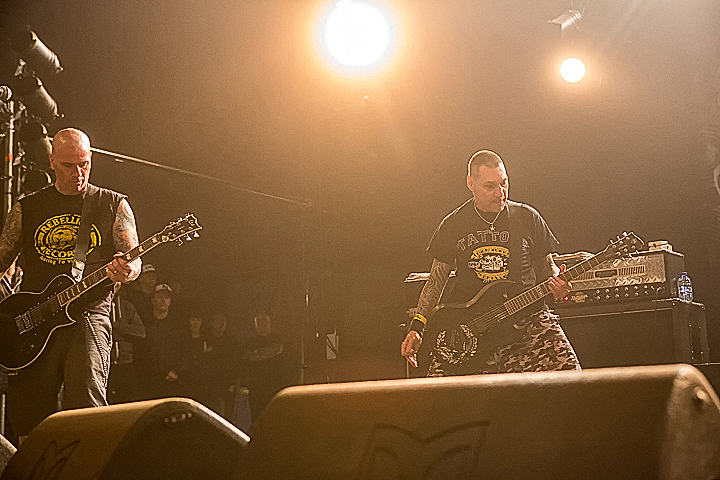 Agnostic Front @ GroezRock 2015, picture 19, photographed by Edwin Houdevelt - FrontView Magazine