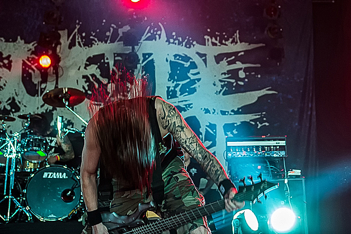 Suicide Silence @ GroezRock 2015, foto 5, foto's door Edwin Houdevelt - FrontView Magazine