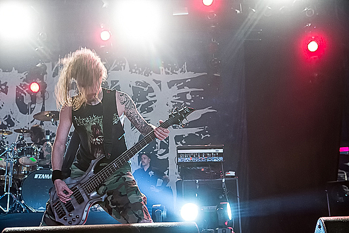 Suicide Silence @ GroezRock 2015, foto 8, foto's door Edwin Houdevelt - FrontView Magazine