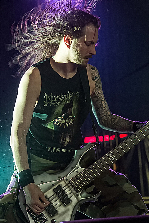 Suicide Silence @ GroezRock 2015, foto 18, foto's door Edwin Houdevelt - FrontView Magazine