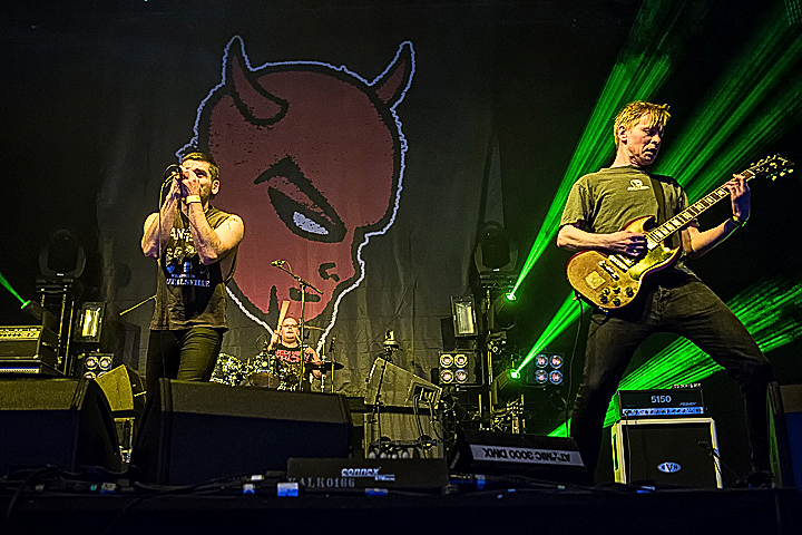 Satanic Surfers @ GroezRock 2015, picture 17, photographed by Edwin Houdevelt - FrontView Magazine
