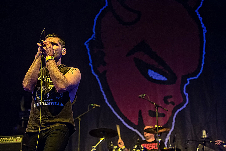 Satanic Surfers @ GroezRock 2015, picture 19, photographed by Edwin Houdevelt - FrontView Magazine