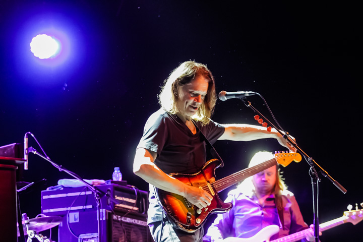 Robben Ford @ Het Depot, picture 4, photographed by Tristan Herftijd - FrontView Magazine