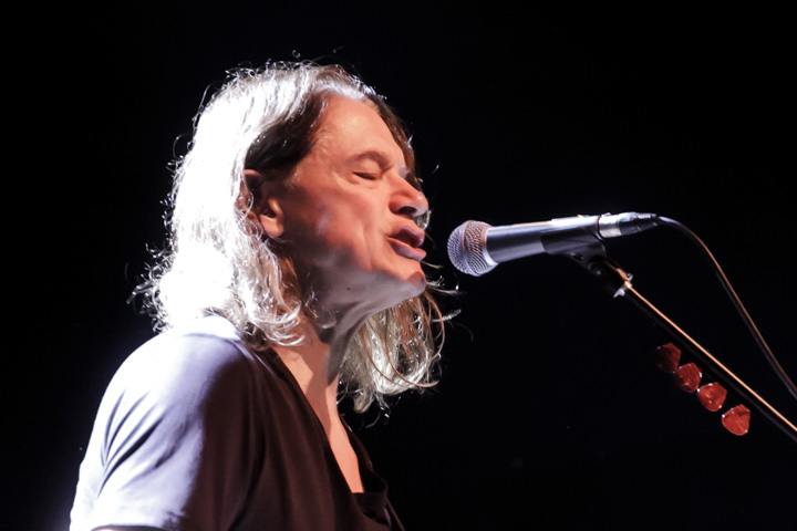 Robben Ford @ Het Depot, picture 7, photographed by Tristan Herftijd - FrontView Magazine