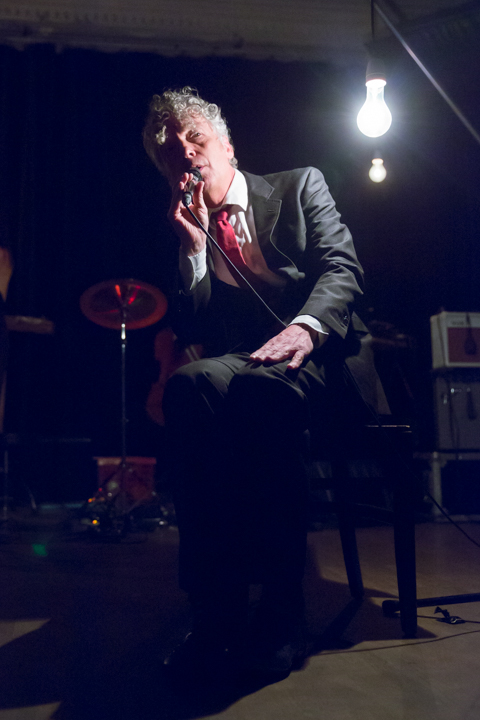Spinvis @ De Casino St.-Niklaas, picture 2, photographed by Guy Danneels - FrontView Magazine