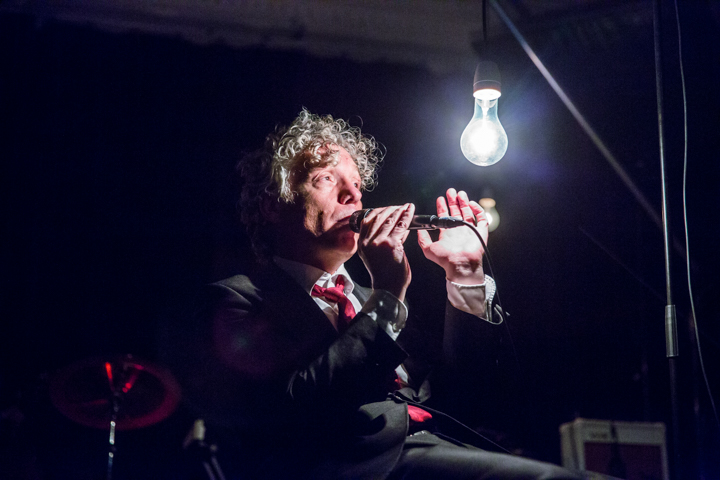 Spinvis @ De Casino St.-Niklaas, picture 8, photographed by Guy Danneels - FrontView Magazine