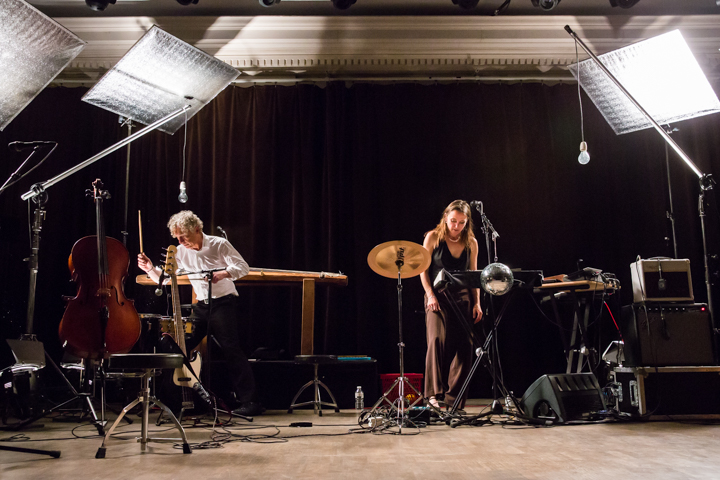 Spinvis @ De Casino St.-Niklaas, picture 46, photographed by Guy Danneels - FrontView Magazine
