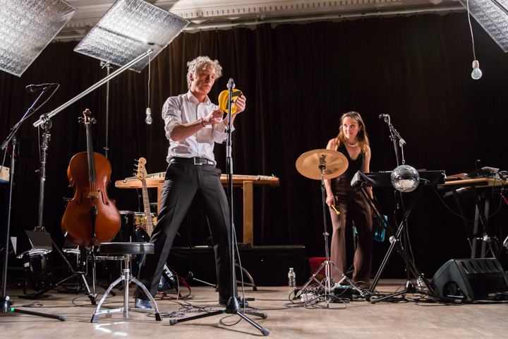 Spinvis @ De Casino St.-Niklaas, picture 47, photographed by Guy Danneels - FrontView Magazine