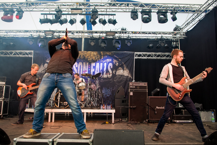 Crimson Falls @ Kastival 2015, picture 8, photographed by Erwin Evrard - FrontView Magazine