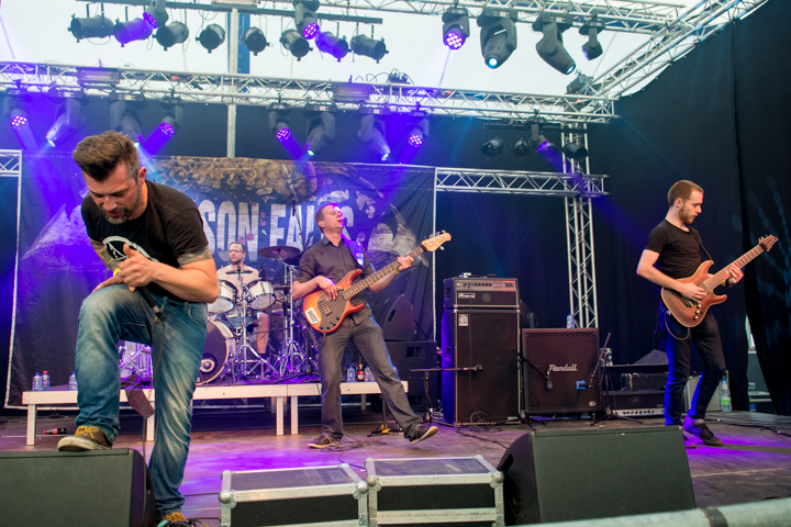 Crimson Falls @ Kastival 2015, picture 30, photographed by Erwin Evrard - FrontView Magazine