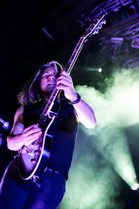 Testament @ Effenaar, picture 7, photographed by Dorien Goetschalckx - FrontView Magazine