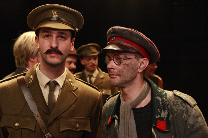 Première War Horse @ Stadsschouwburg Antwerpen, foto 17, foto's door Frank Lambrechts - FrontView Magazine