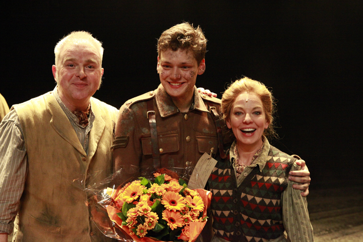 Première War Horse @ Stadsschouwburg Antwerpen, foto 18, foto's door Frank Lambrechts - FrontView Magazine