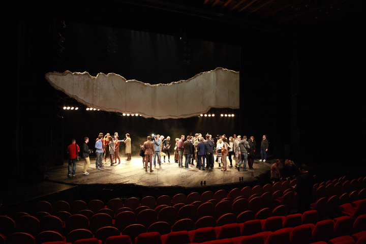 Première War Horse @ Stadsschouwburg Antwerpen, foto 19, foto's door Frank Lambrechts - FrontView Magazine
