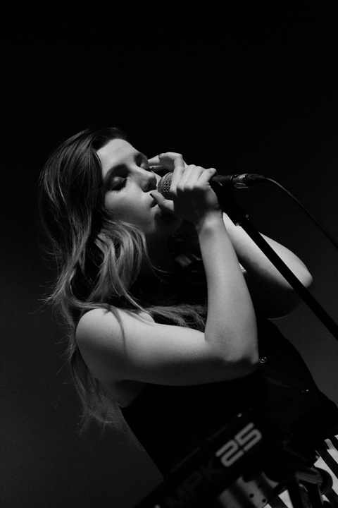 Echosmith @ AB, picture 28, photographed by Freya Goossens - FrontView Magazine