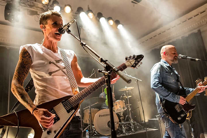 K's Choice @ De Casino St.-Niklaas, picture 32, photographed by Edwin Houdevelt - FrontView Magazine