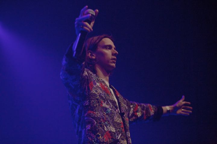De Jeugd van Tegenwoordig @ AB, picture 1, photographed by Pascal Liagre - FrontView Magazine