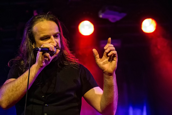 Maiden uniteD @ W2Poppodium, picture 4, photographed by Edwin Houdevelt - FrontView Magazine