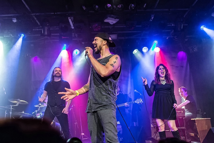 Maiden uniteD @ W2Poppodium, picture 33, photographed by Edwin Houdevelt - FrontView Magazine
