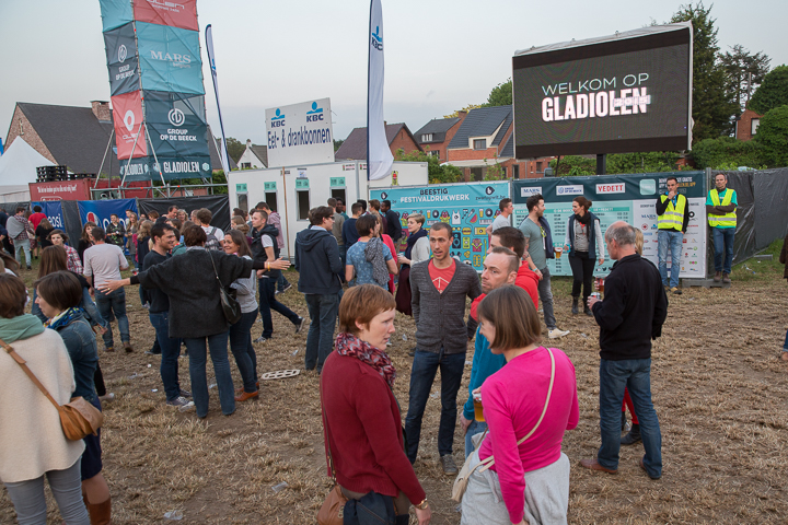 Sfeer & publiek @ Gladiolen 2015, picture 63, photographed by Guy Danneels - FrontView Magazine