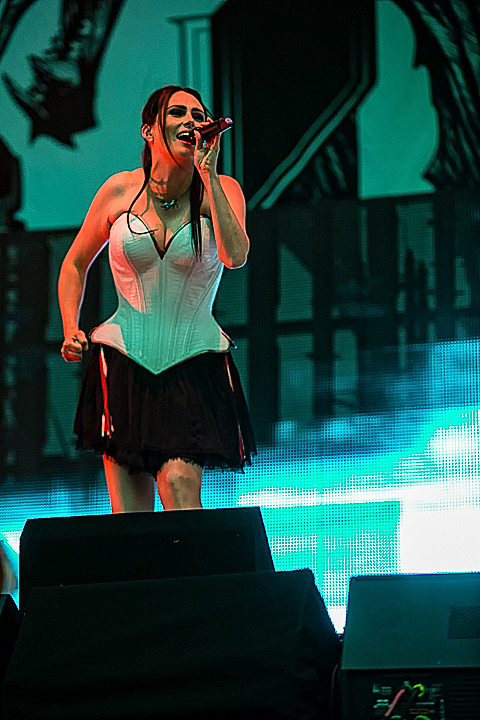 Within Temptation @ Rock Im Revier 2015, picture 33, photographed by Edwin Houdevelt - FrontView Magazine