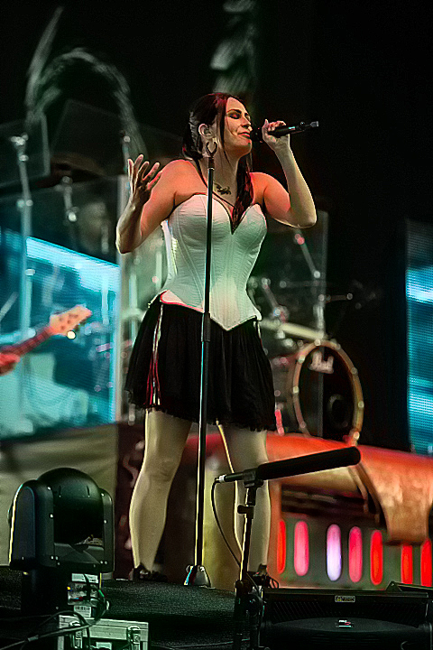 Within Temptation @ Rock Im Revier 2015, picture 35, photographed by Edwin Houdevelt - FrontView Magazine