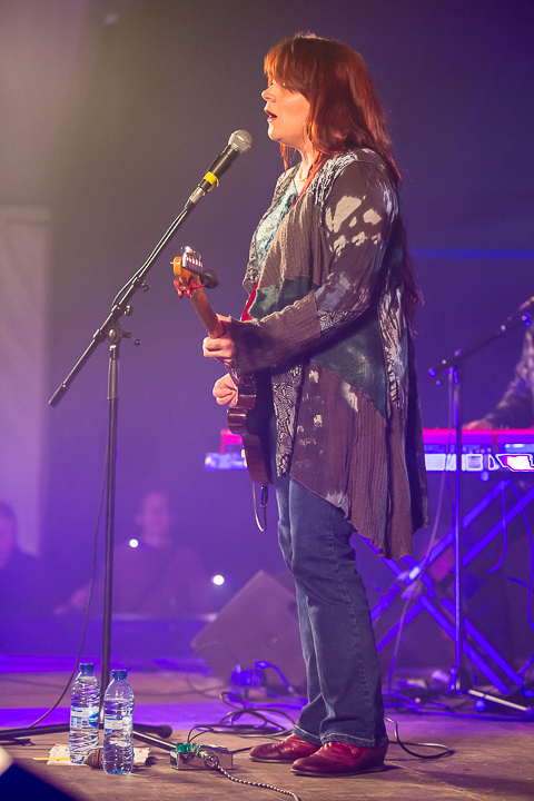 Carolyn Wonderland @ Duvelblues, picture 4, photographed by Marc Verdonck - FrontView Magazine
