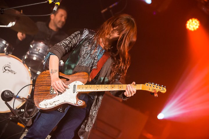 Carolyn Wonderland @ Duvelblues, picture 10, photographed by Marc Verdonck - FrontView Magazine