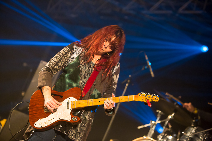 Carolyn Wonderland @ Duvelblues, picture 29, photographed by Marc Verdonck - FrontView Magazine