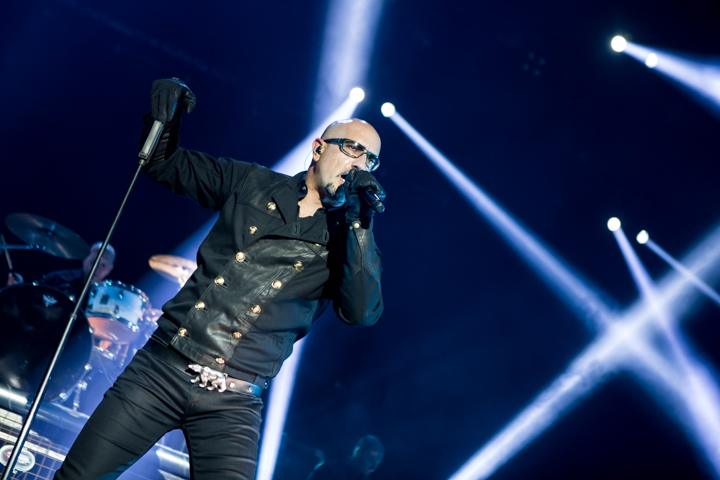 Eisbrecher @ Rockavaria, picture 14, photographed by Dorien Goetschalckx - FrontView Magazine