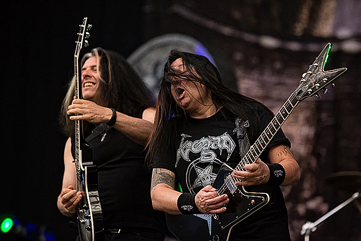 Testament @ Rock Im Revier 2015, foto 15, foto's door Edwin Houdevelt - FrontView Magazine