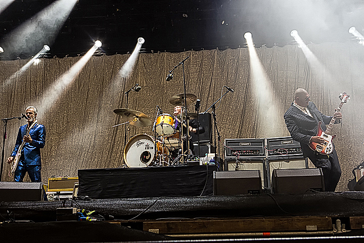 Triggerfinger @ Rock Im Revier 2015, picture 42, photographed by Edwin Houdevelt - FrontView Magazine